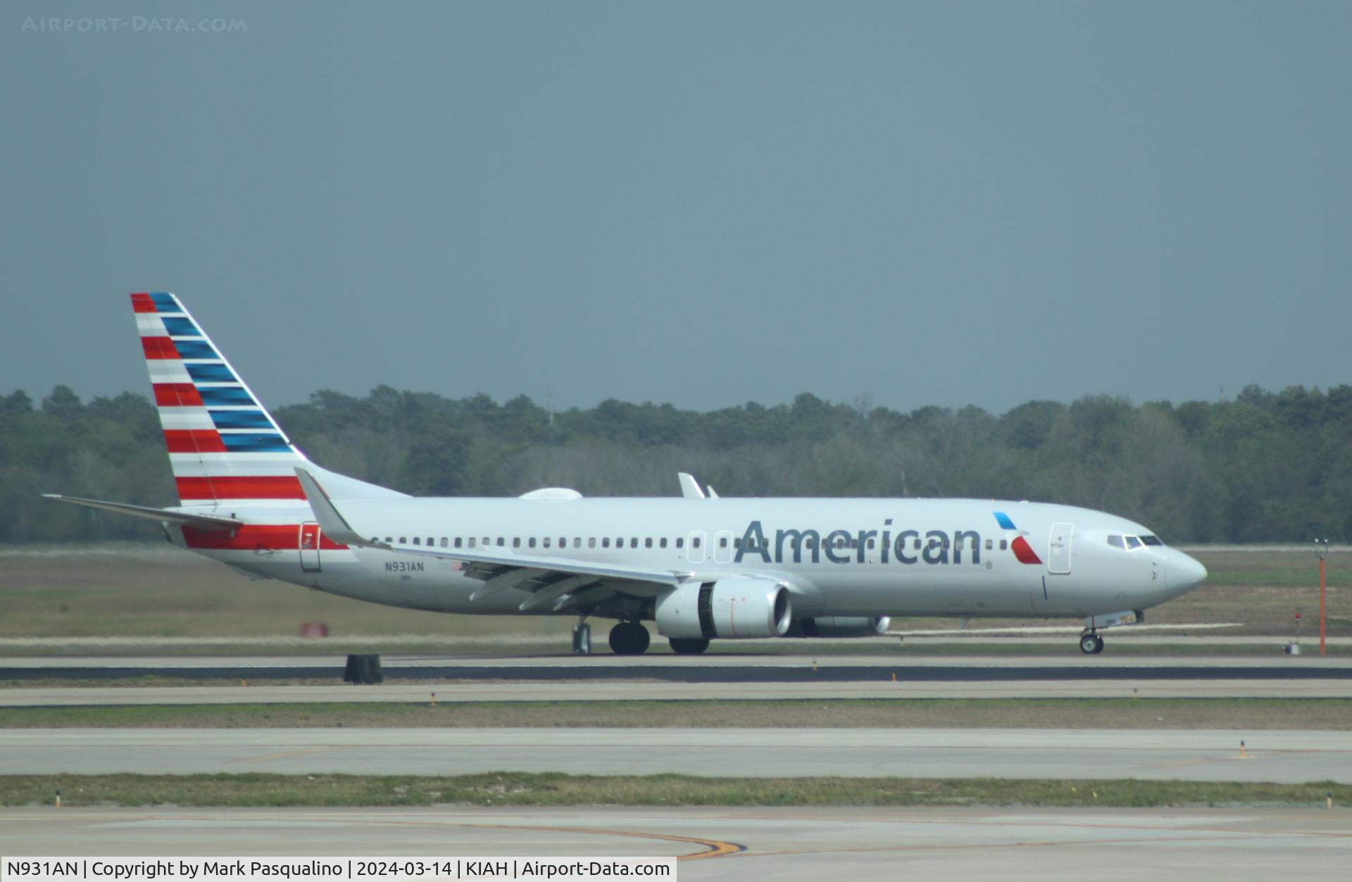 N931AN, 2000 Boeing 737-823 C/N 30079, Boeing 737-823