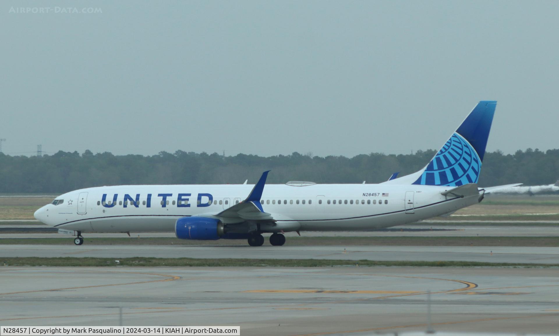 N28457, 2012 Boeing 737-924/ER C/N 41744, Boeing 737-924/ER