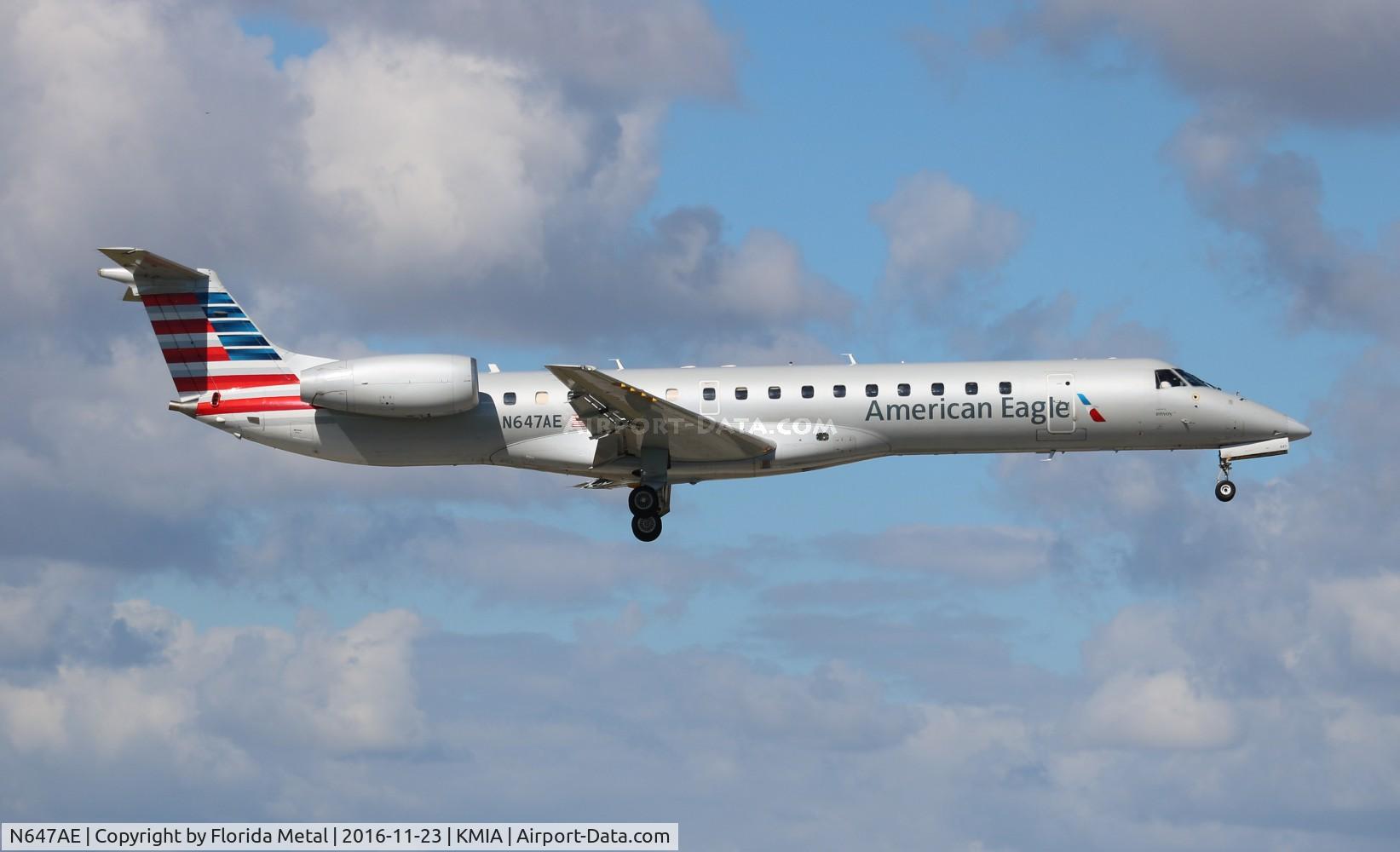 N647AE, 2000 Embraer ERJ-145LR (EMB-145LR) C/N 145222, ENY/AE E145 zx CHS-MIA
