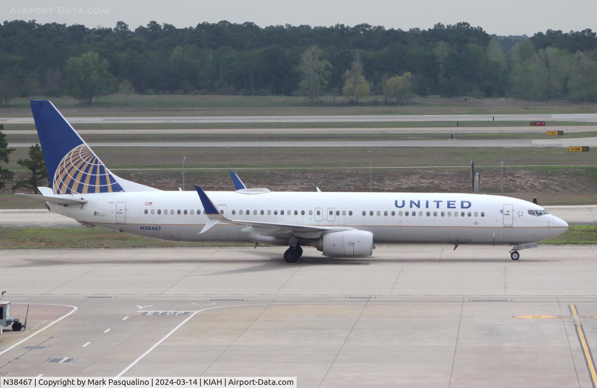 N38467, 2013 Boeing 737-924/ER C/N 33537, Boeing 737-924/ER
