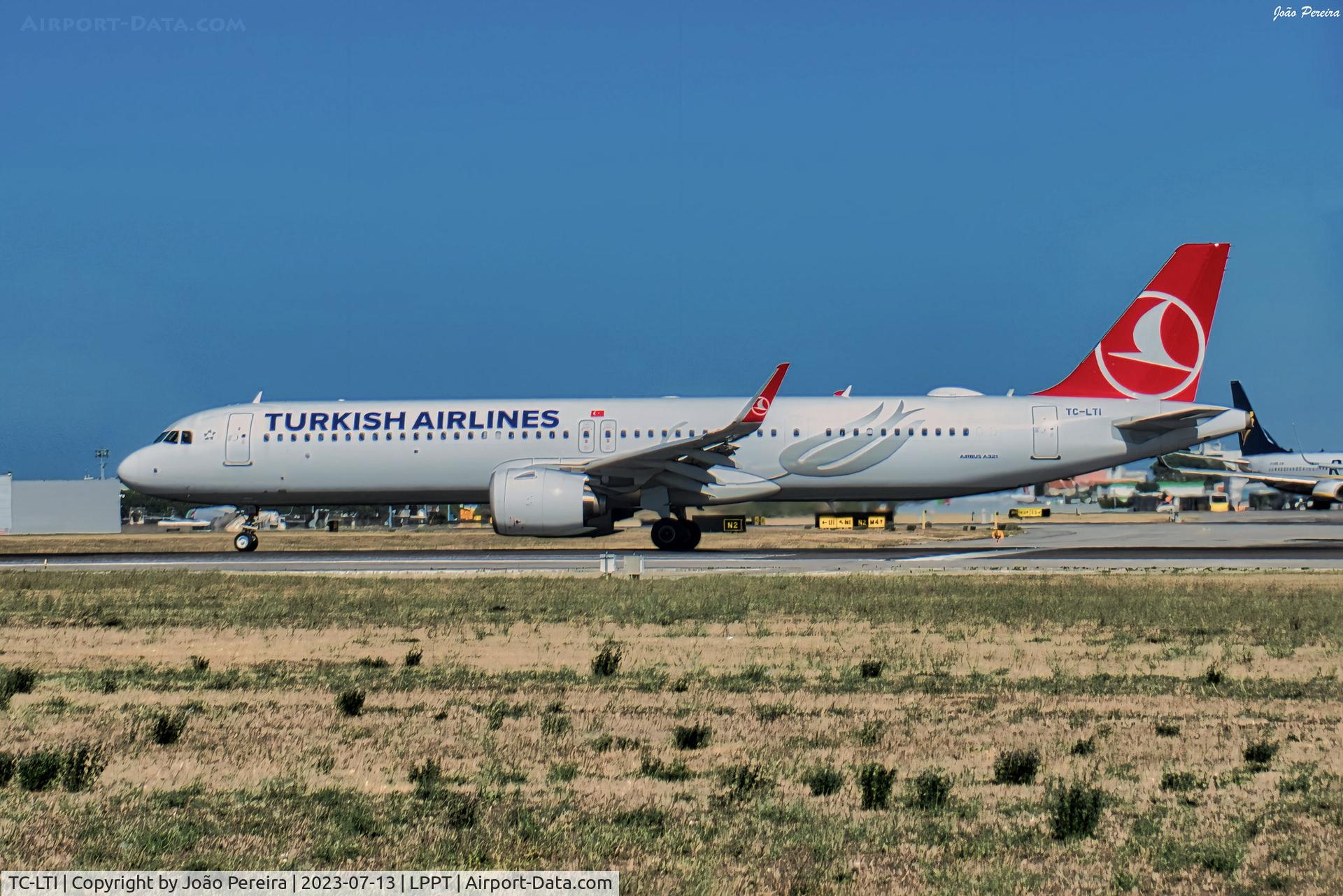 TC-LTI, 2021 Airbus A321-271NX C/N 10367, Turkish A321N at LPPT
