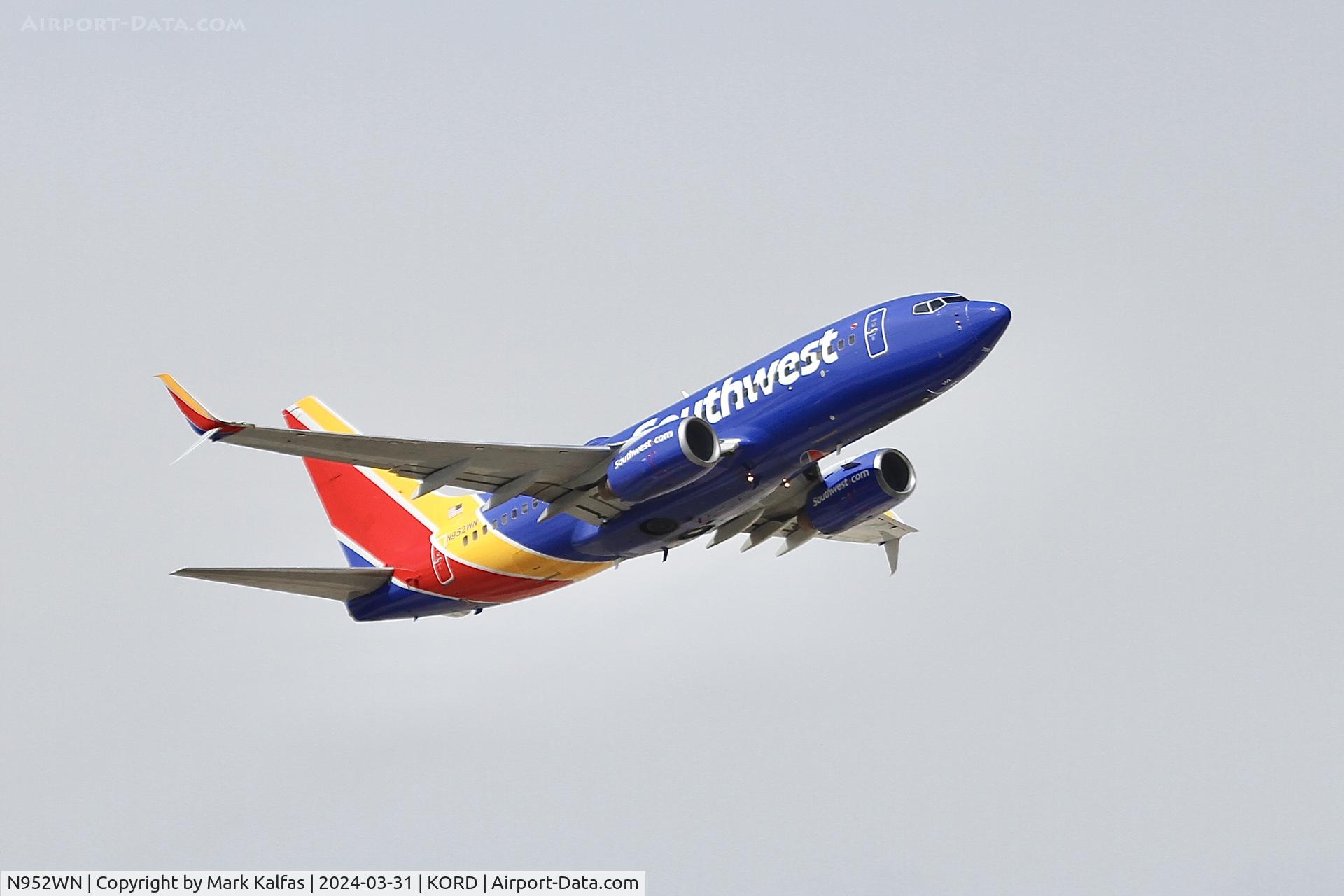 N952WN, 2010 Boeing 737-7H4 C/N 36667, B737 Southwest Airlines Boeing 737-7H4 N952WN SWA1642 ORD-LAS