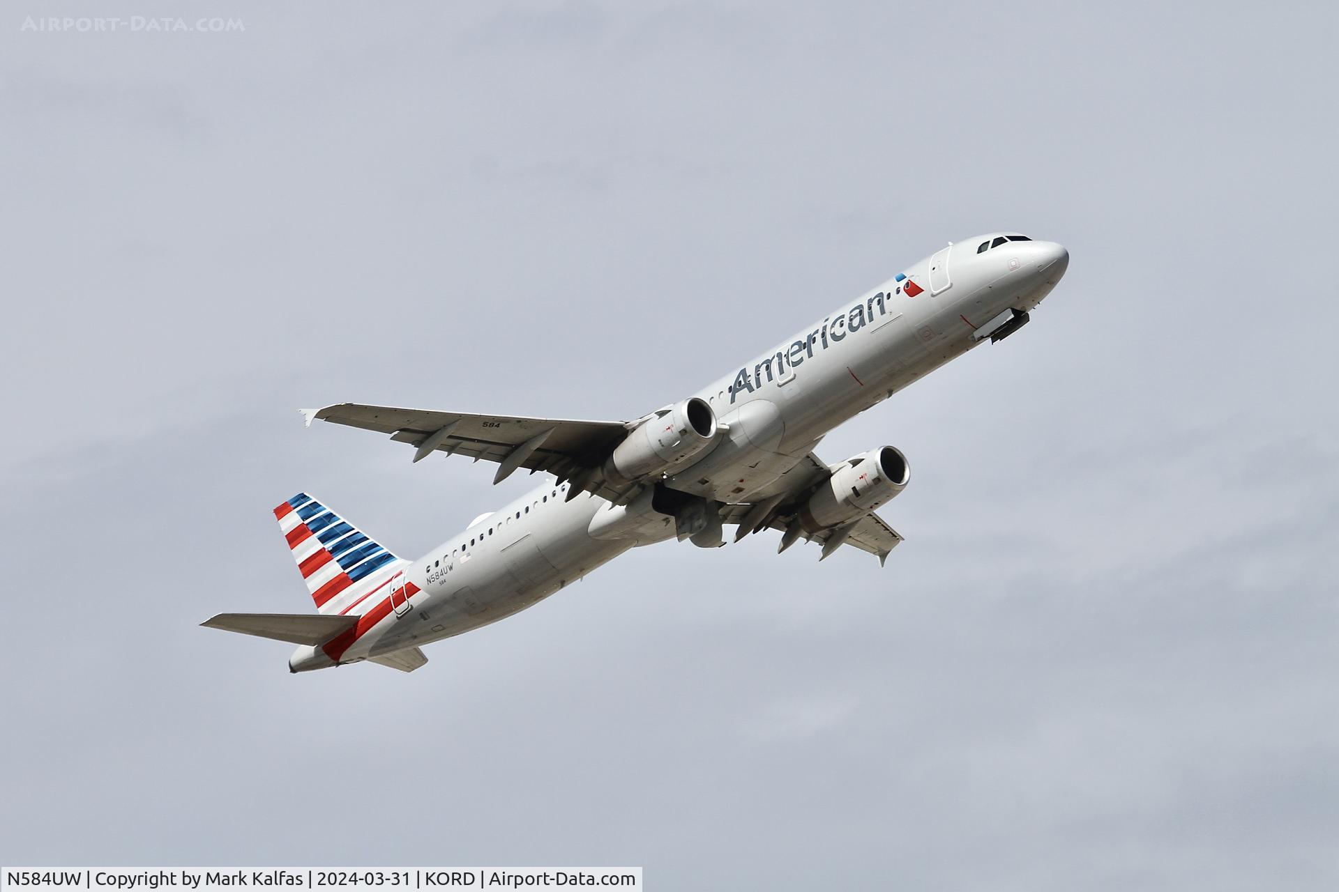 N584UW, 2014 Airbus A321-231 C/N 6194, A321 American Airlines Airbus A321-231 N584UW AAL910 ORD-CLT