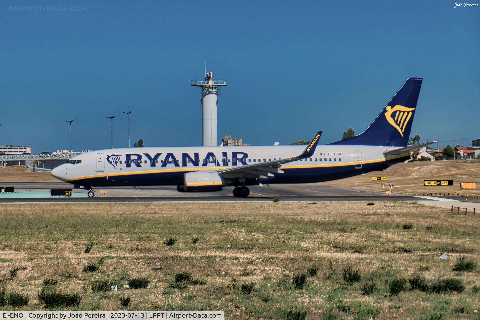 EI-ENO, 2010 Boeing 737-8AS C/N 40302, Ryanair B738 at LPPT
