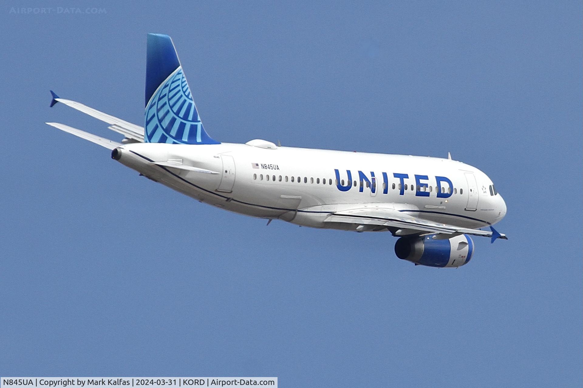 N845UA, 2001 Airbus A319-131 C/N 1585, A319 United Airlines Airbus A319-131, N845UA UAL1195 ORD-IAH