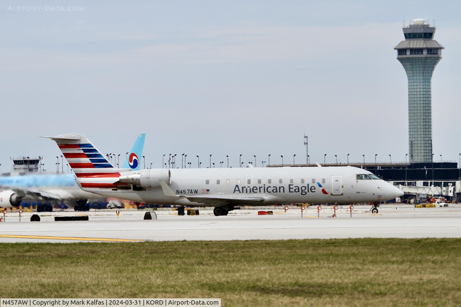 N457AW, 2003 Canadair CRJ-200LR (CL-600-2B19) C/N 7854, CRJ2 Air Wisconsin/American Eagle Canadair Regional Jet CRJ-200 N457AW AWI6029 SDF-ORD