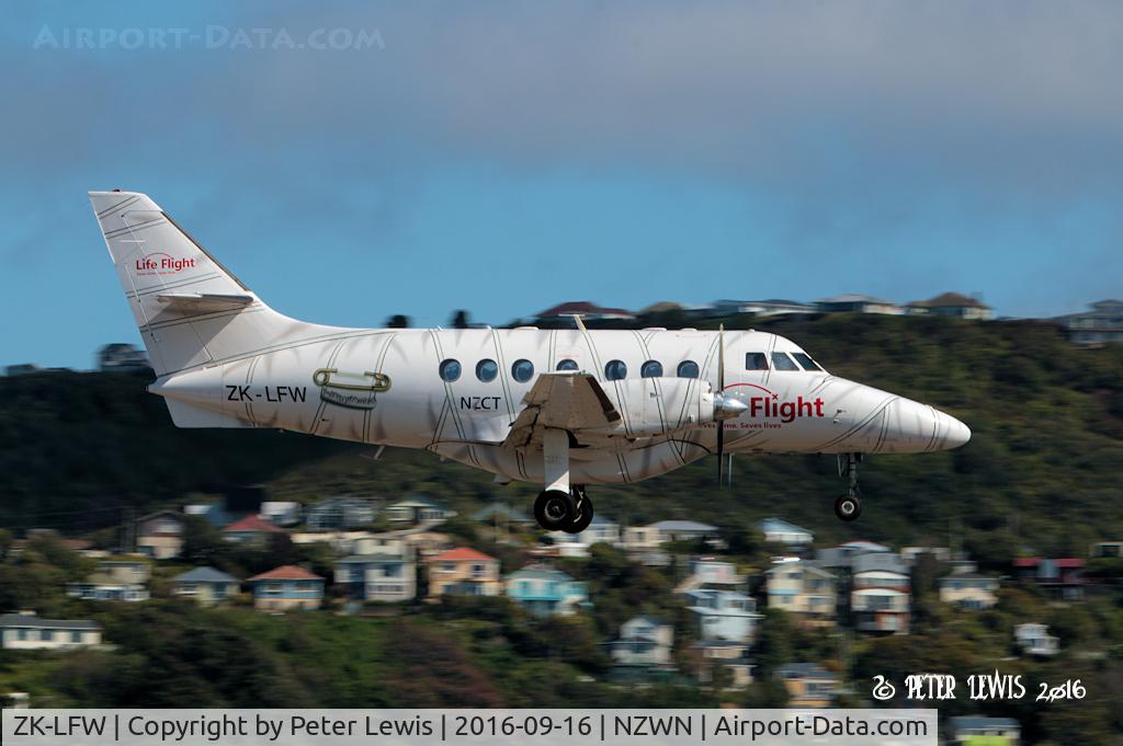 ZK-LFW, 1992 British Aerospace BAe-3201 Jetstream 32 C/N 976, Air Freight NZ Ltd., Auckland (op by Lifeline Trust)
