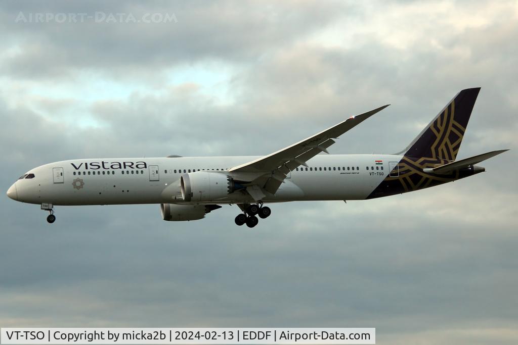 VT-TSO, 2021 Boeing 787-9 Dreamliner C/N 66530, Landing