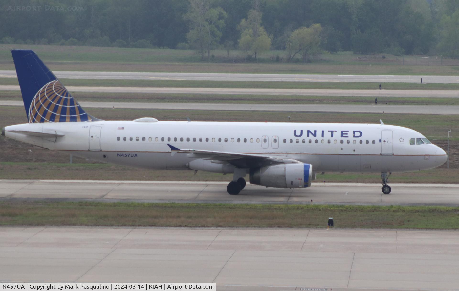 N457UA, 1999 Airbus A320-232 C/N 1146, Airbus A320-232
