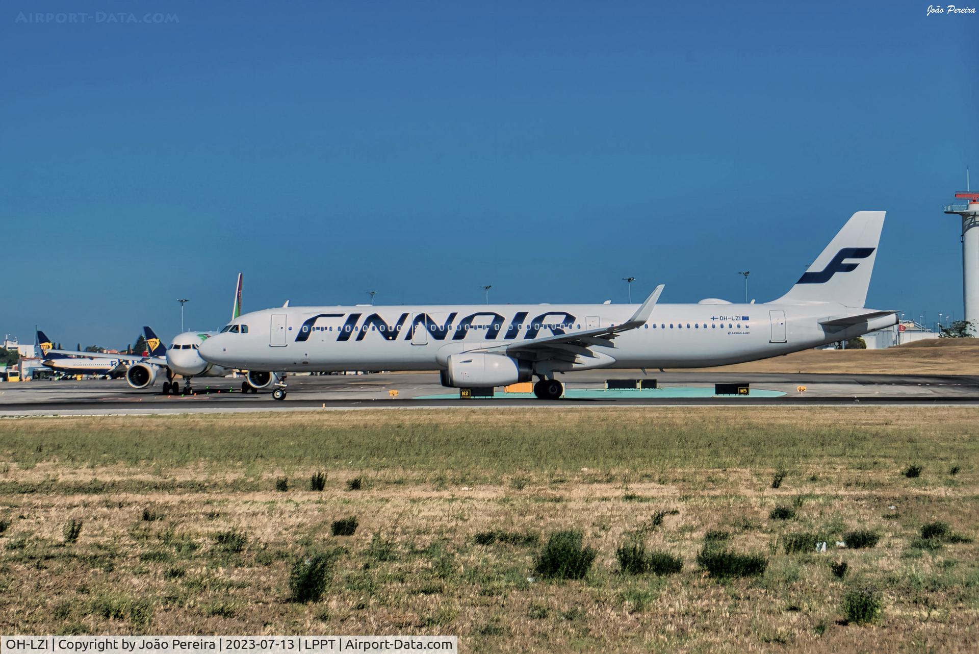OH-LZI, 2013 Airbus A321-231 C/N 5922, Finnair A321 at LPPT