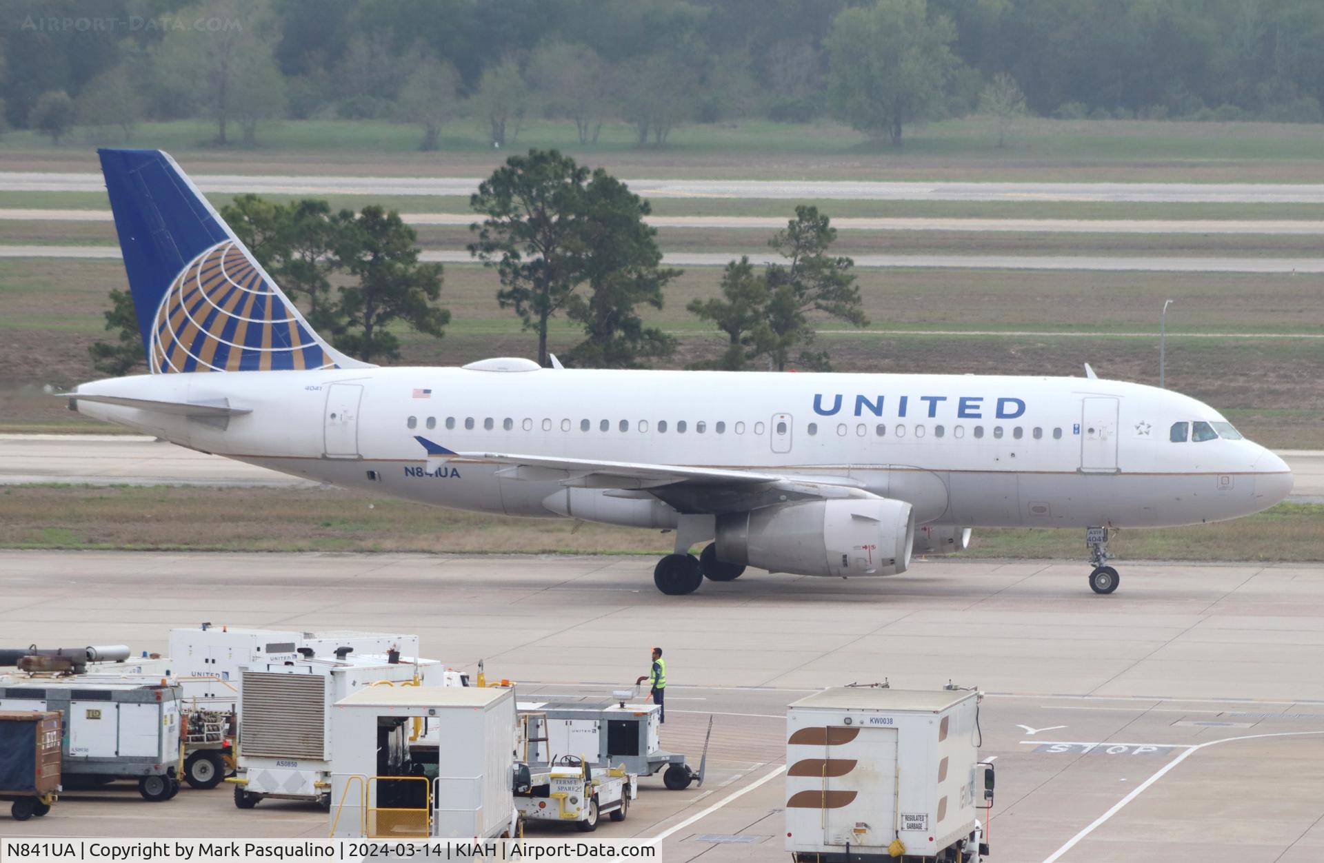 N841UA, 2001 Airbus A319-131 C/N 1545, Airbus A319-131