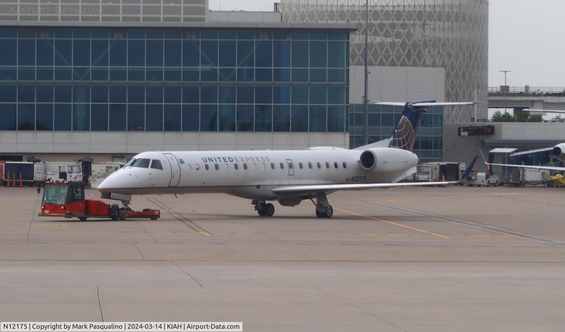 N12175, 2004 Embraer ERJ-145XR (EMB-145XR) C/N 14500878, EMB-145XR