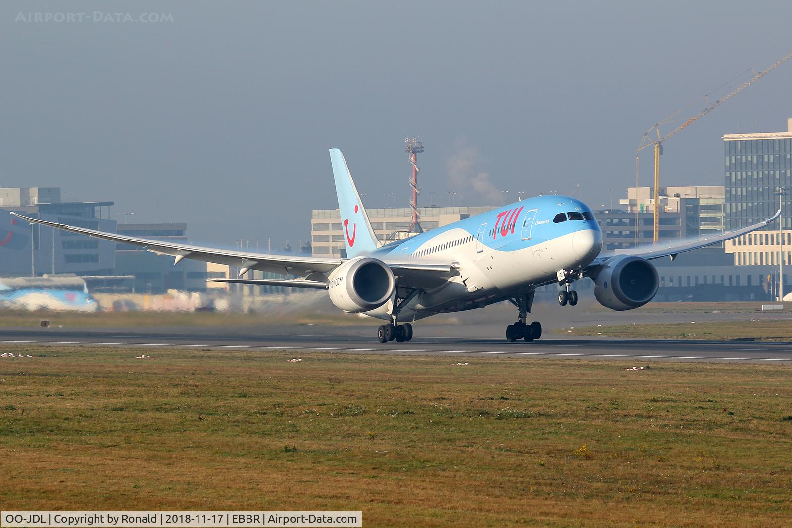 OO-JDL, 2013 Boeing 787-8 Dreamliner C/N 34425, at ebbr