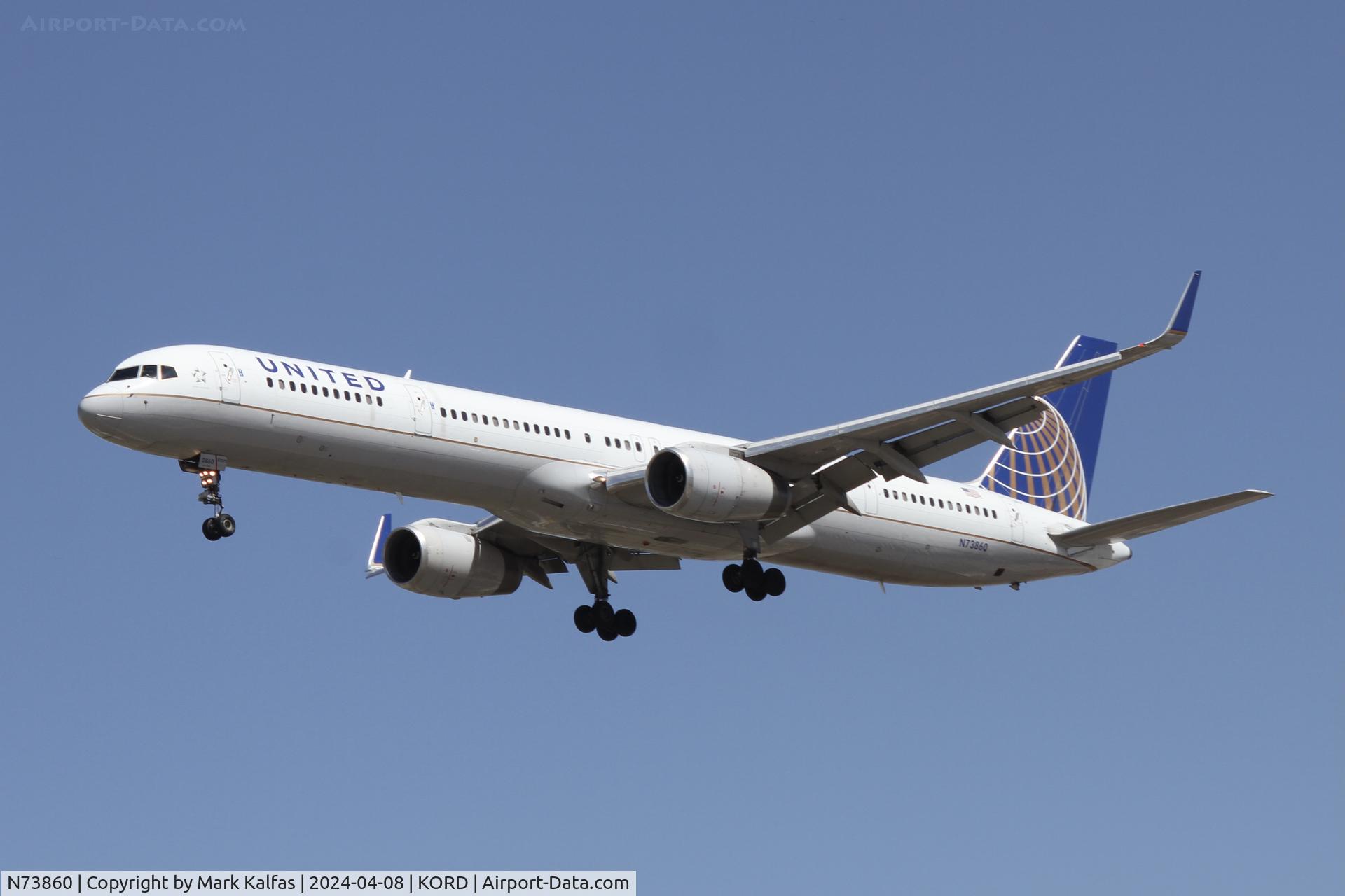 N73860, 2001 Boeing 757-33N C/N 32584, B753 United Airlines Boeing 757-33N N73860 UAL1841 LAX-ORD