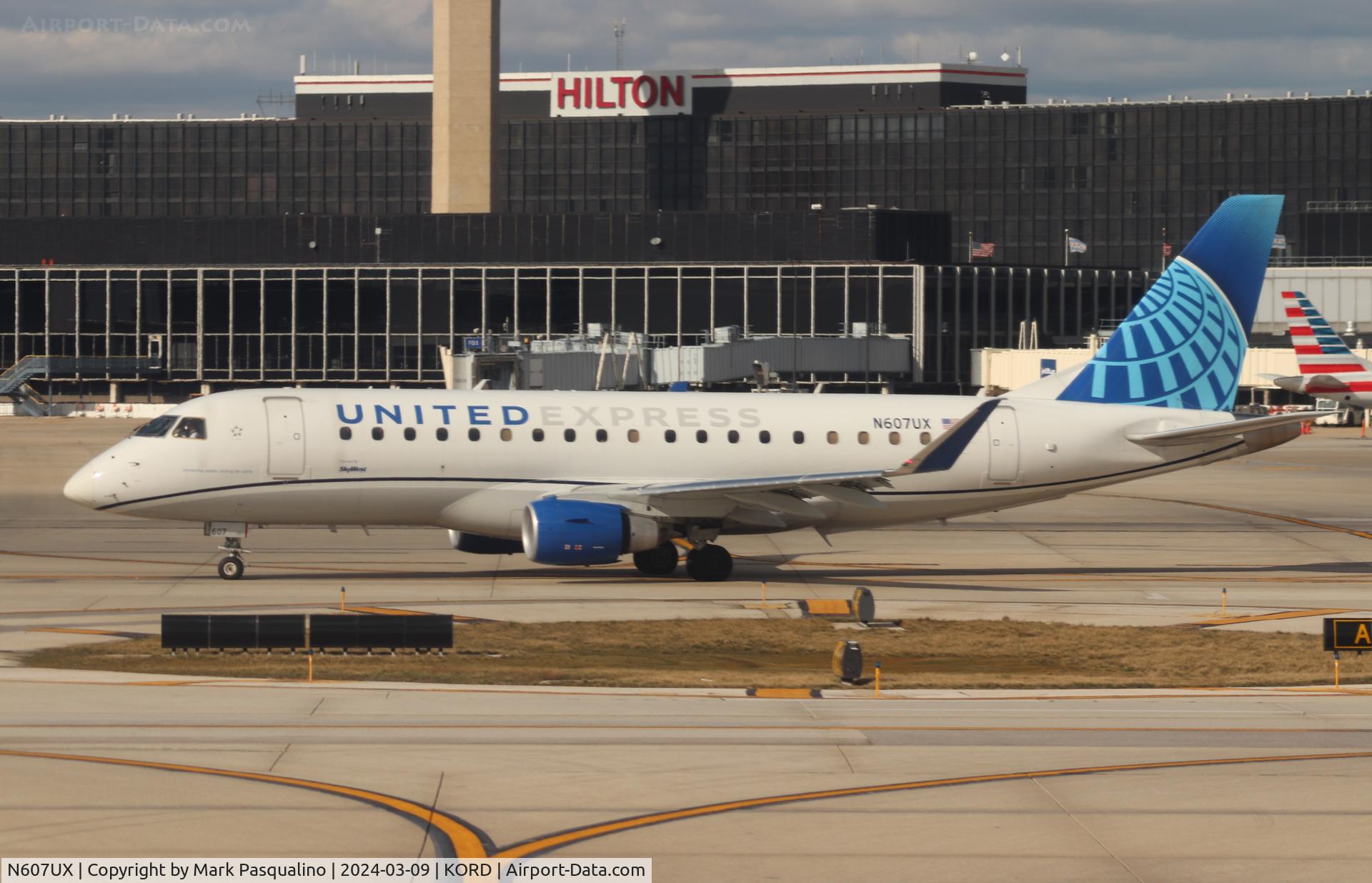 N607UX, 2019 Embraer ERJ-175 (ERJ-170-200LR) C/N 17000804, ERJ-170-200LR