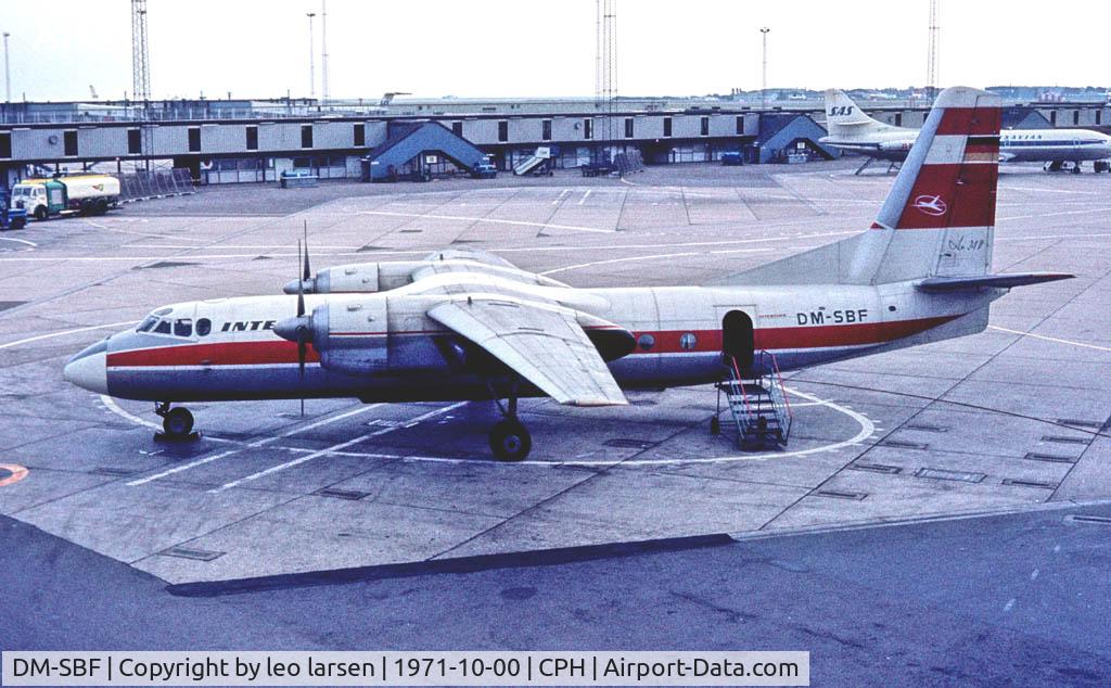 DM-SBF, 1966 Antonov An-24B C/N 67302304, Copenhagen 10.1971
