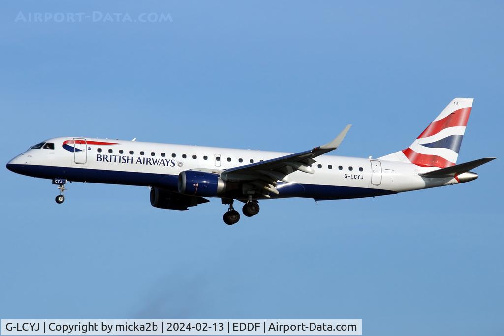 G-LCYJ, 2010 Embraer 190SR (ERJ-190-100SR) C/N 19000339, Landing