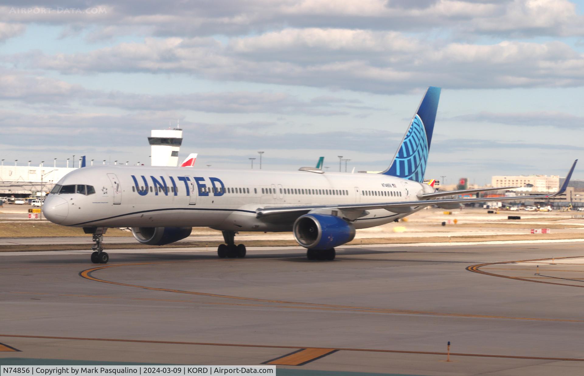 N74856, 2004 Boeing 757-324 C/N 32815, Boeing 757-324