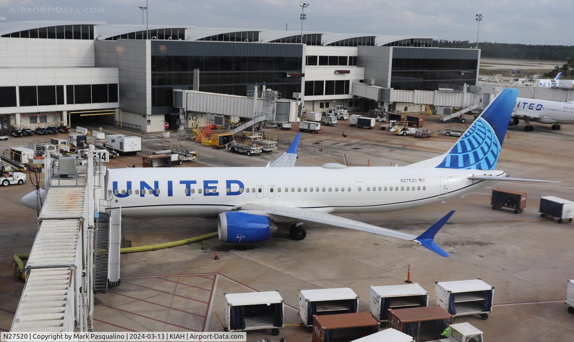 N27520, 2019 Boeing 737-9 MAX C/N 64498, Boeing 737-9 MAX