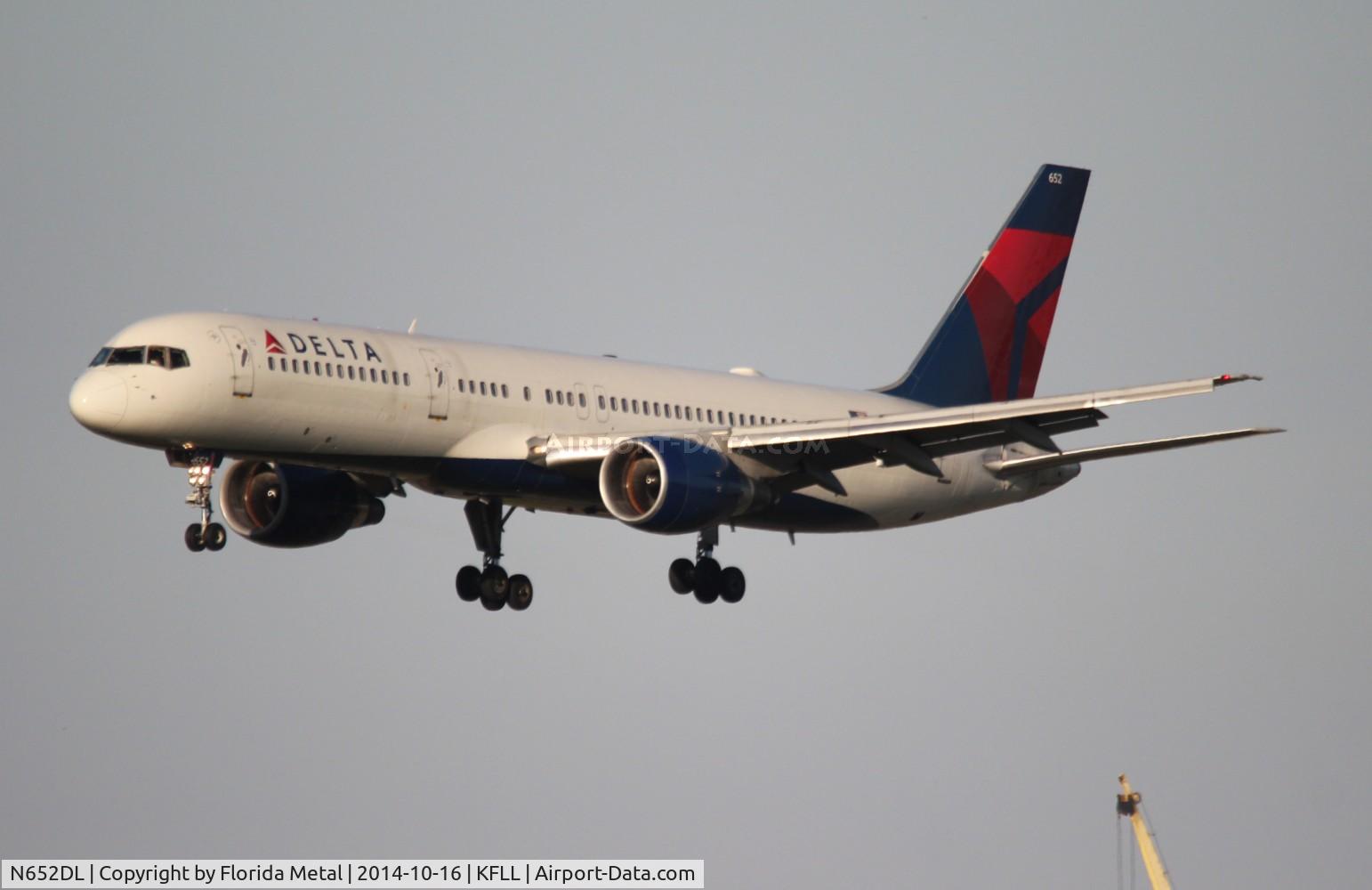 N652DL, 1989 Boeing 757-232 C/N 24392, DAL 752 zx DTW-FLL