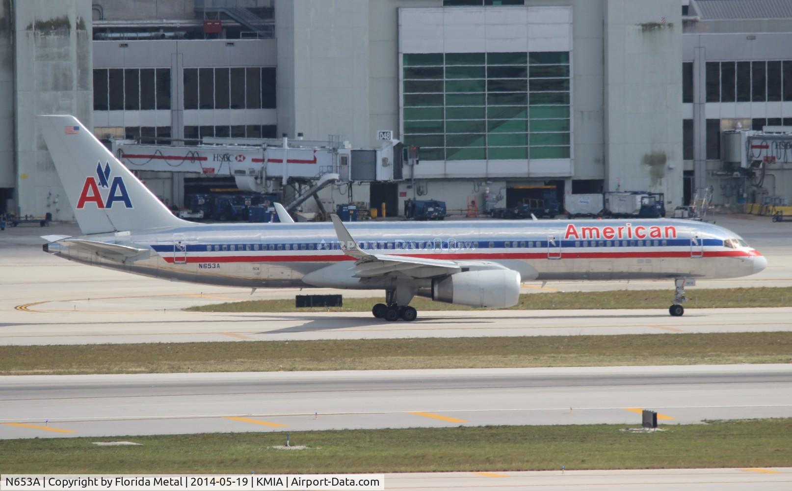 N653A, 1991 Boeing 757-223 C/N 24611, AAL 752 zx