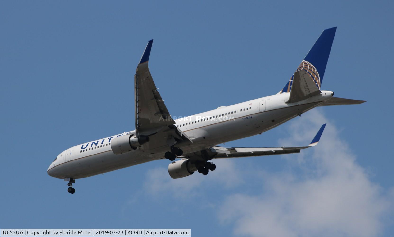 N655UA, 1992 Boeing 767-322/ER C/N 25393, UAL 763 zx AMS-ORD