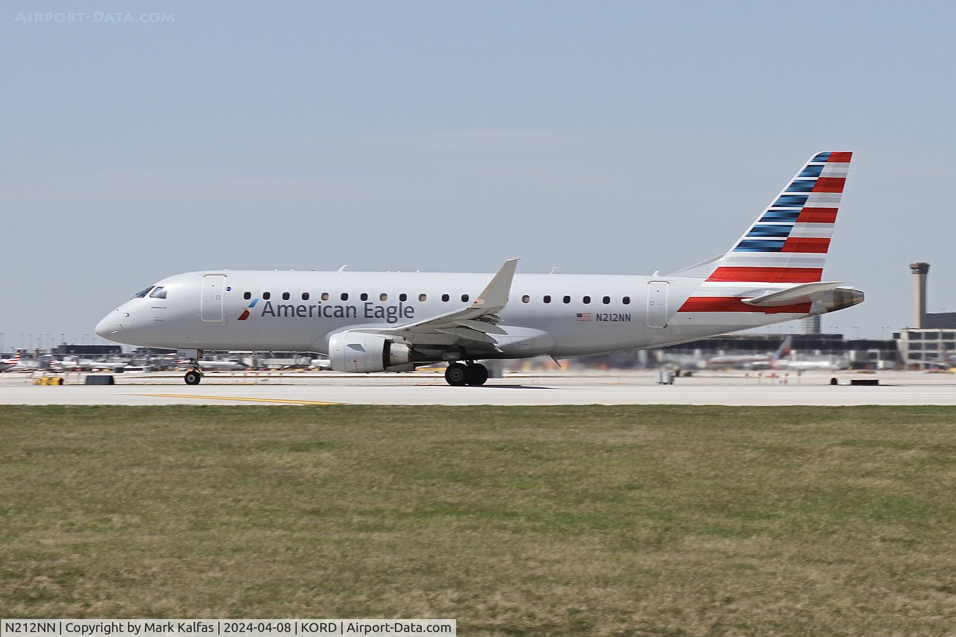 N212NN, 2015 Embraer 175LR (ERJ-170-200LR) C/N 17000504, E75L Envoy/American Eagle  Embraer 175LR (ERJ-170-200LR) N212NN ENY3688 ORD-IAH departing 22L during the solar eclipse