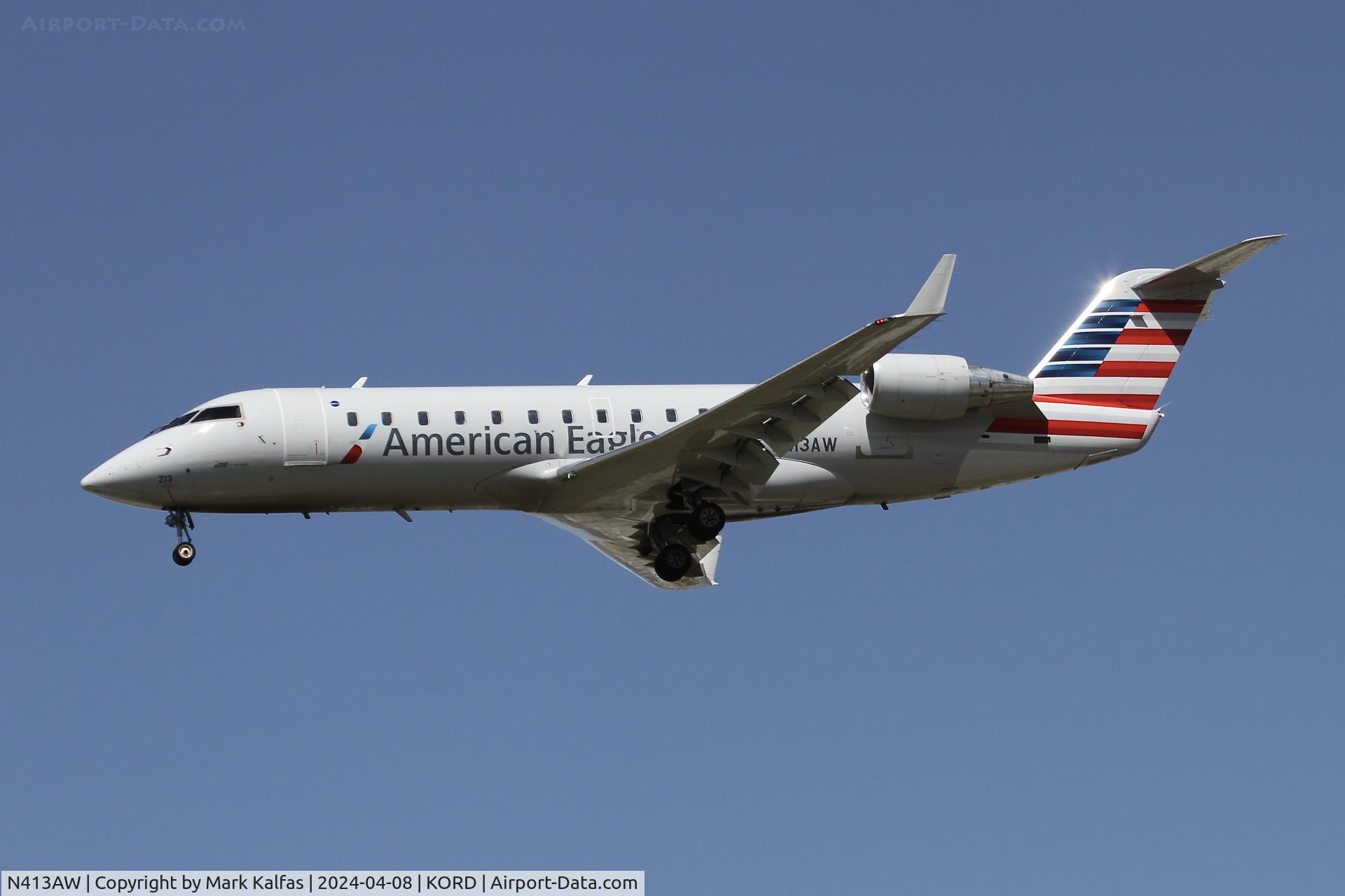 N413AW, 2001 Canadair CRJ-200LR (CL-600-2B19) C/N 7585, CRJ2 Air Wisconsin/American Eagle Canadair Regional Jet CRJ-200 N413AW AWI6024 SGF-ORD, 28C approach during the Solar Eclipse