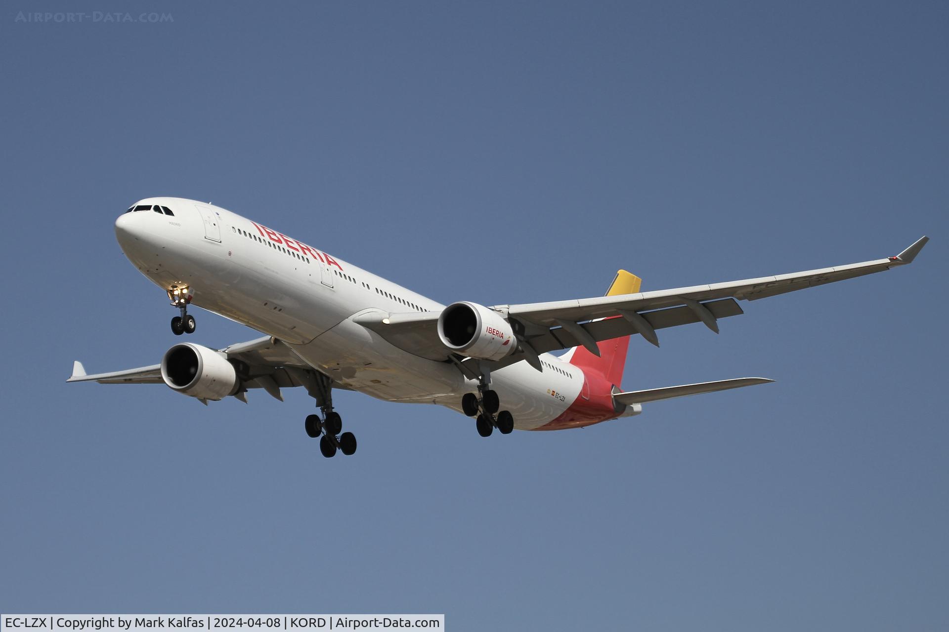 EC-LZX, 2014 Airbus A330-302 C/N 1507, A332 Iberia Airbus A330-302 EC-LZX IBE6275 LEMD-KORD, Landing 28C ORD during the Solar Eclipse