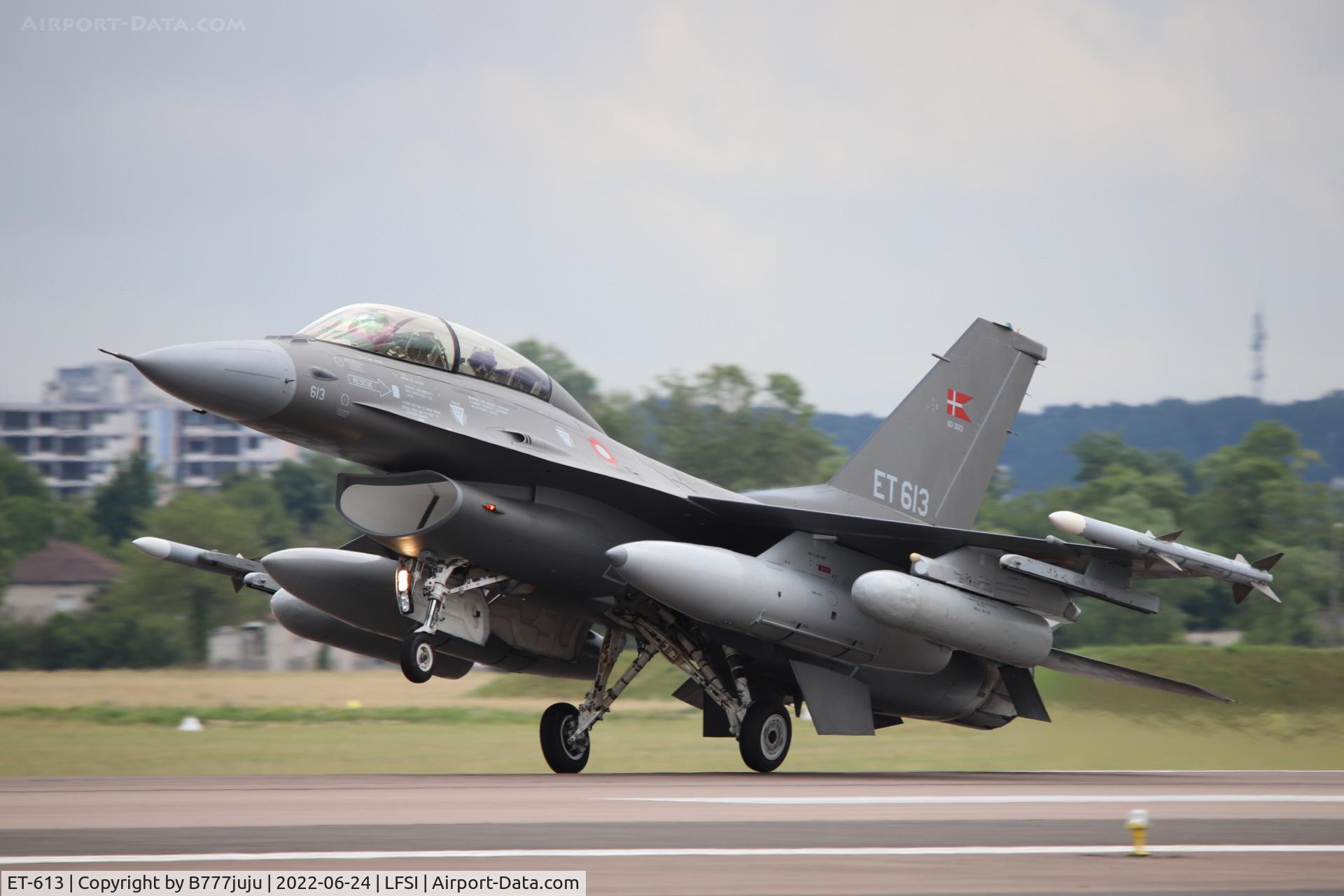 ET-613, 1980 General Dynamics F-16BM Fighting Falcon C/N 6G-10, during Saint-Dizier airshow 2022