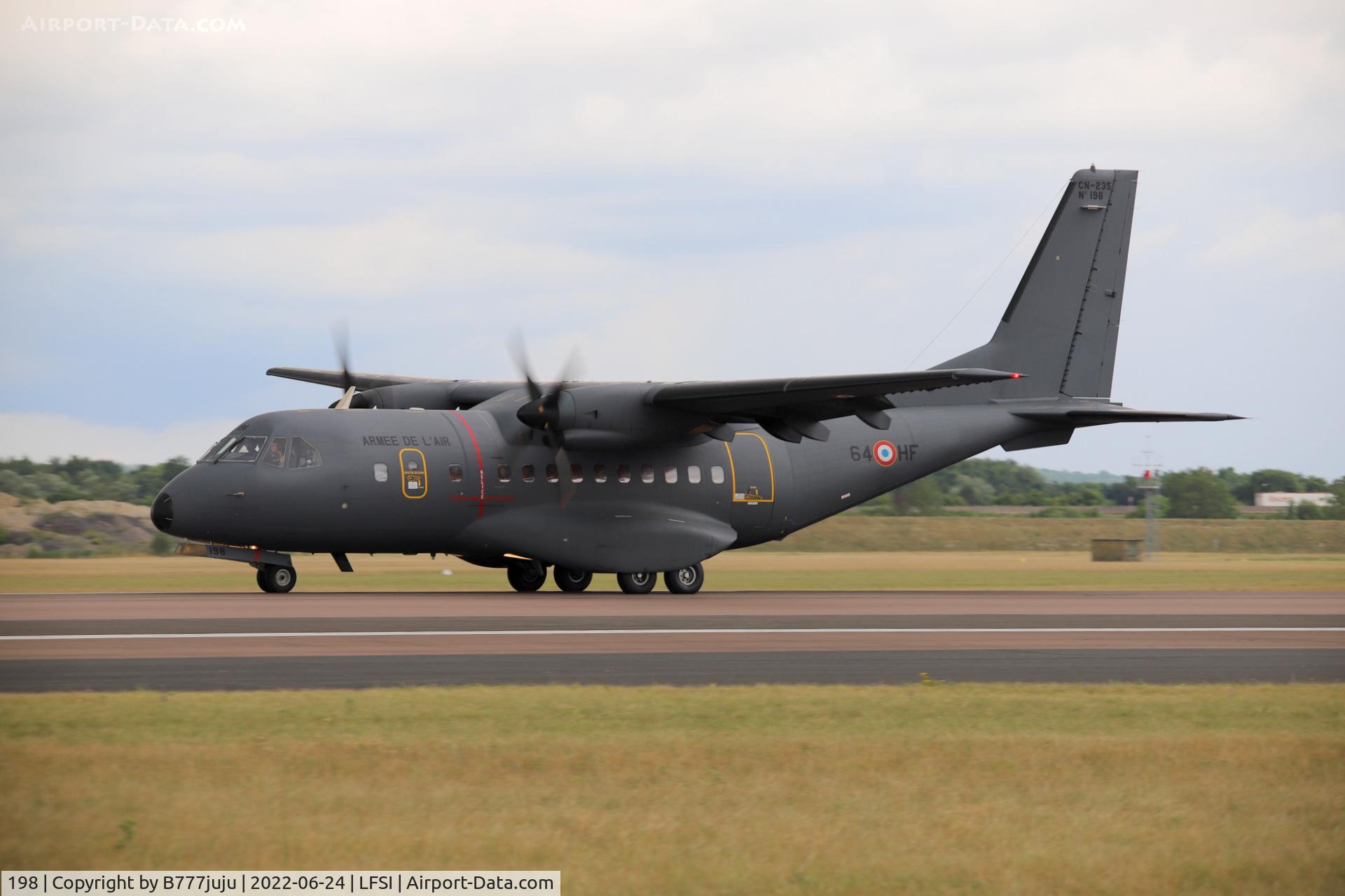 198, 2013 CASA CN-235-300M C/N C198, during Saint-Dizier airshow 2022
new code 64-HF