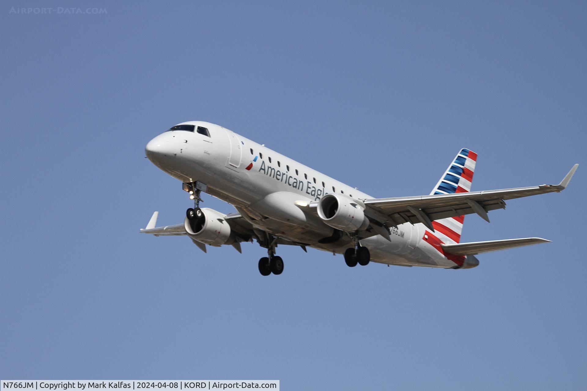 N766JM, 2010 Embraer 170STD (ERJ-170-100STD) C/N 1700305, E170 Envoy/ American Eagle EMBRAER ERJ 170-100 STD  N766JM ENY3401 BHM-ORD