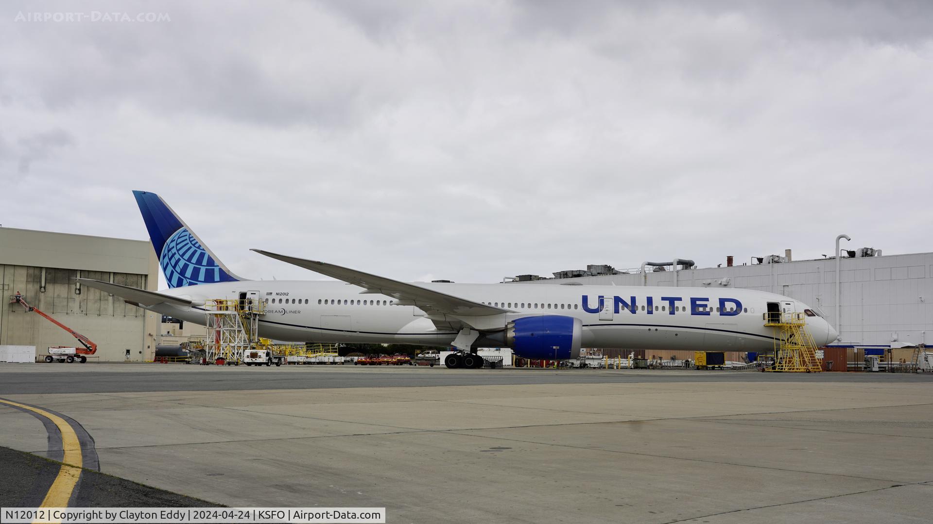 N12012, 2020 Boeing 787-10 Dreamliner Dreamliner C/N 60145, SFO 2024.