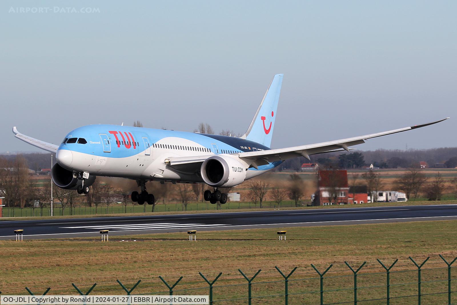 OO-JDL, 2013 Boeing 787-8 Dreamliner C/N 34425, at ebbr