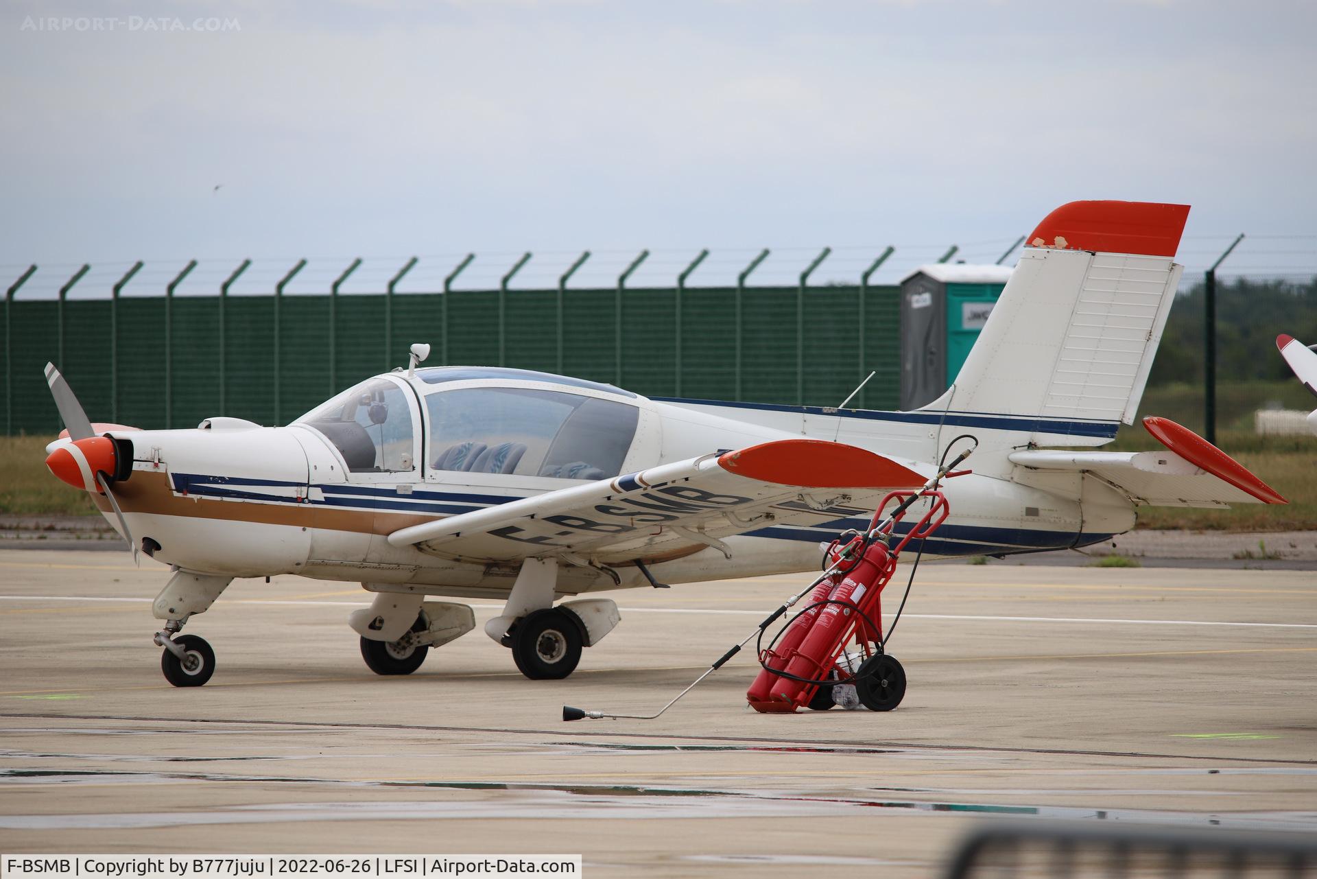 F-BSMB, , during Saint-Dizier airshow 2022
