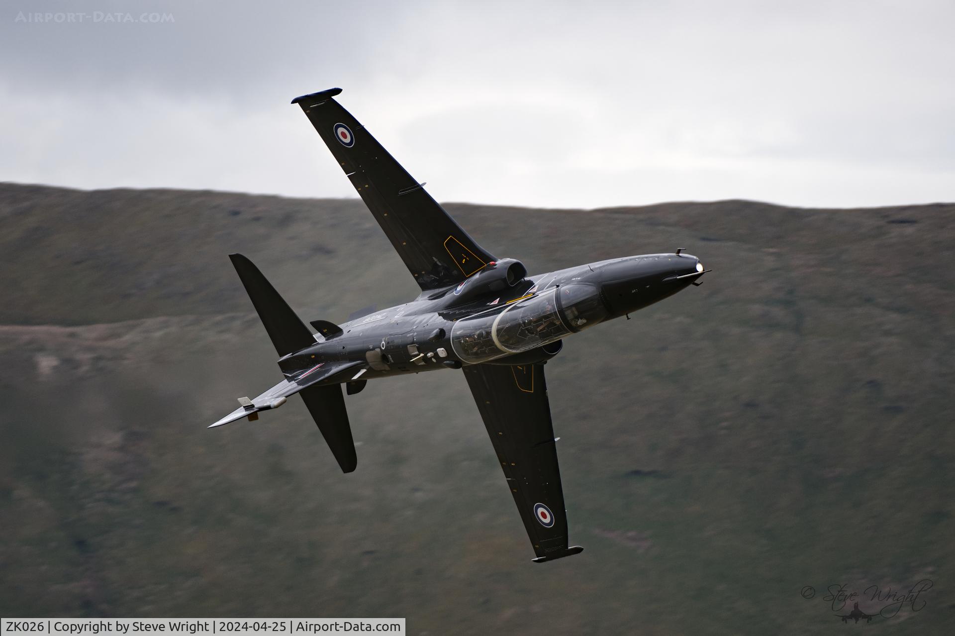 ZK026, 2009 British Aerospace Hawk T2 C/N RT017/1255, Cad Wes, Mach Loop. Cymru. UK