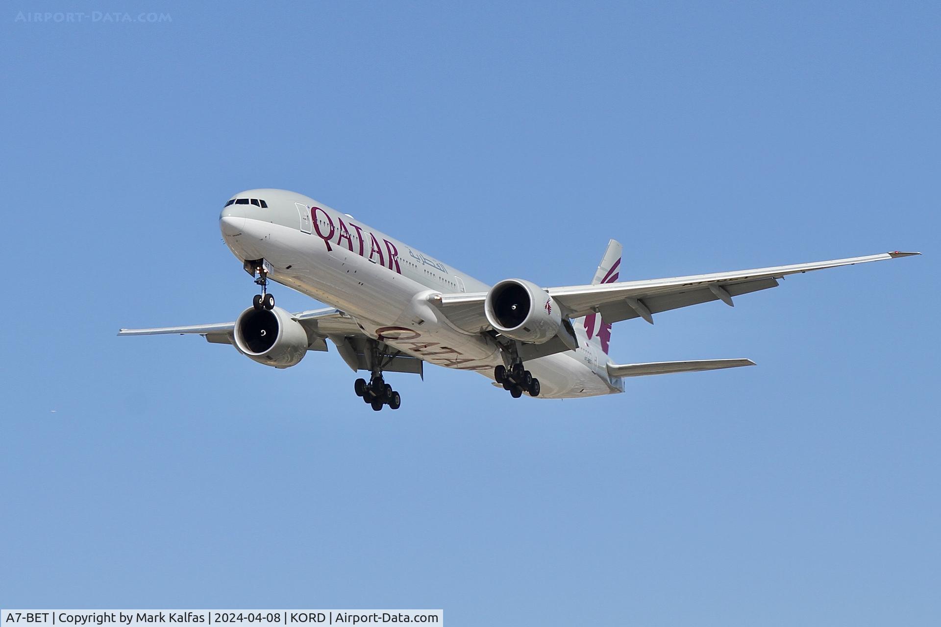A7-BET, 2018 Boeing 777-3DZ/ER C/N 64087, B77W Qatar Airways Boeing 777-3DZ/ER A7-BET QTR725 OTHH-KORD