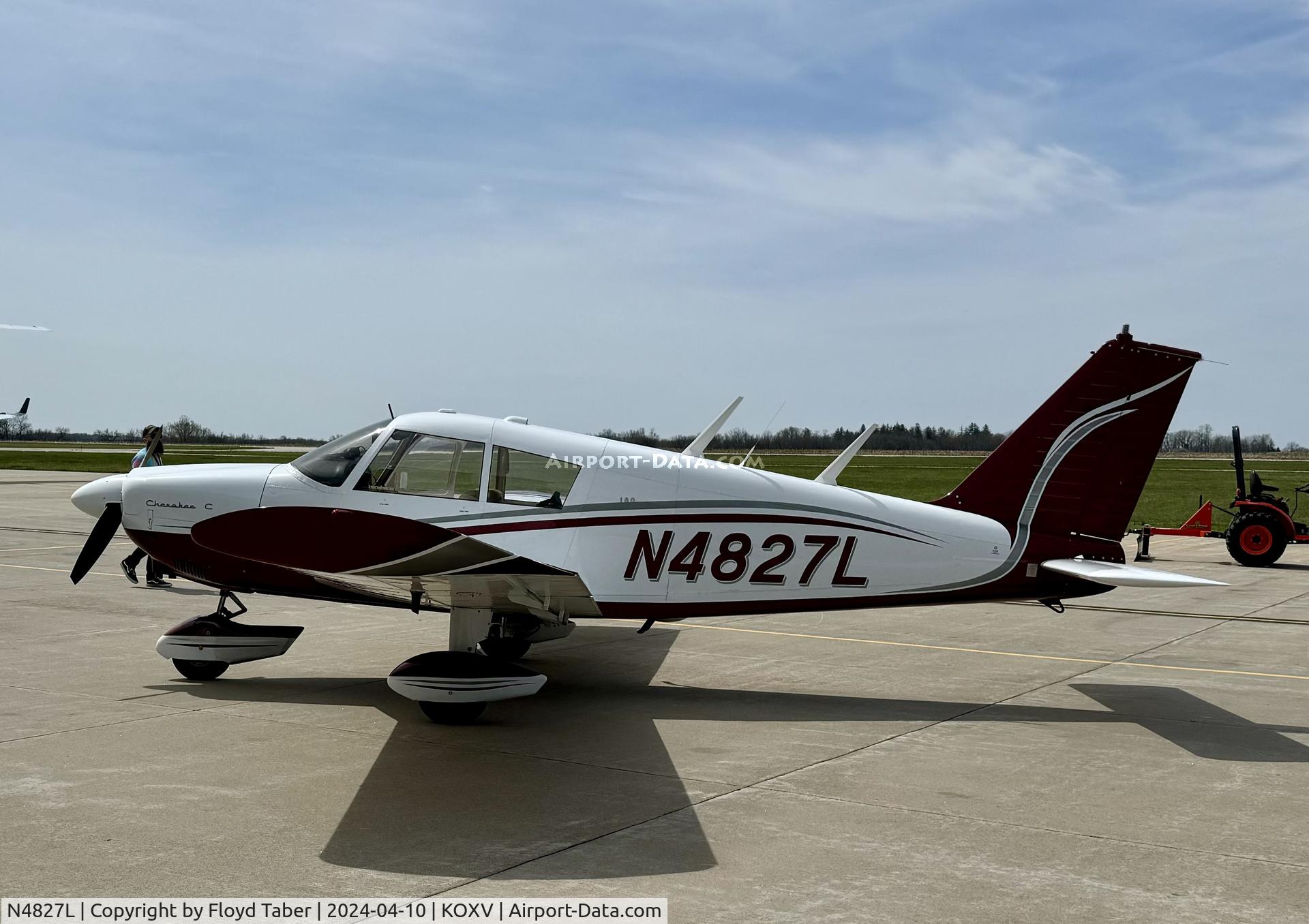 N4827L, 1967 Piper PA-28-180 Cherokee C C/N 28-4170, ON THE RAMP