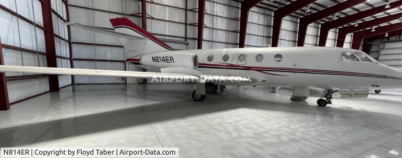 N814ER, 1966 Dassault Fan Jet Falcon (20C) C/N 66, IN THE HANGAR