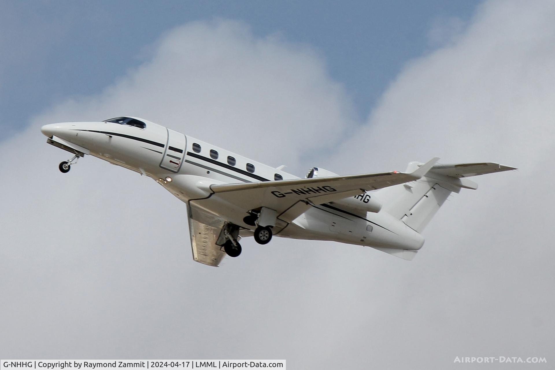 G-NHHG, , Embraer 505 Phenom 300 G-NHHG Catreus