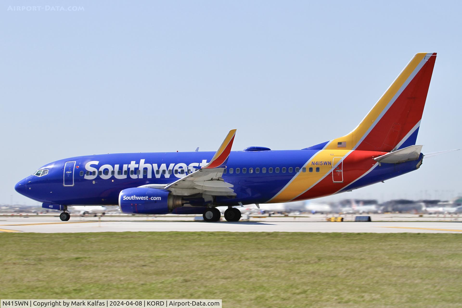 N415WN, 2001 Boeing 737-7H4 C/N 29836, B737 Southwest Boeing 737-7H4 N415WN SWA1375 ORD-TPA, departing 22L ORD.