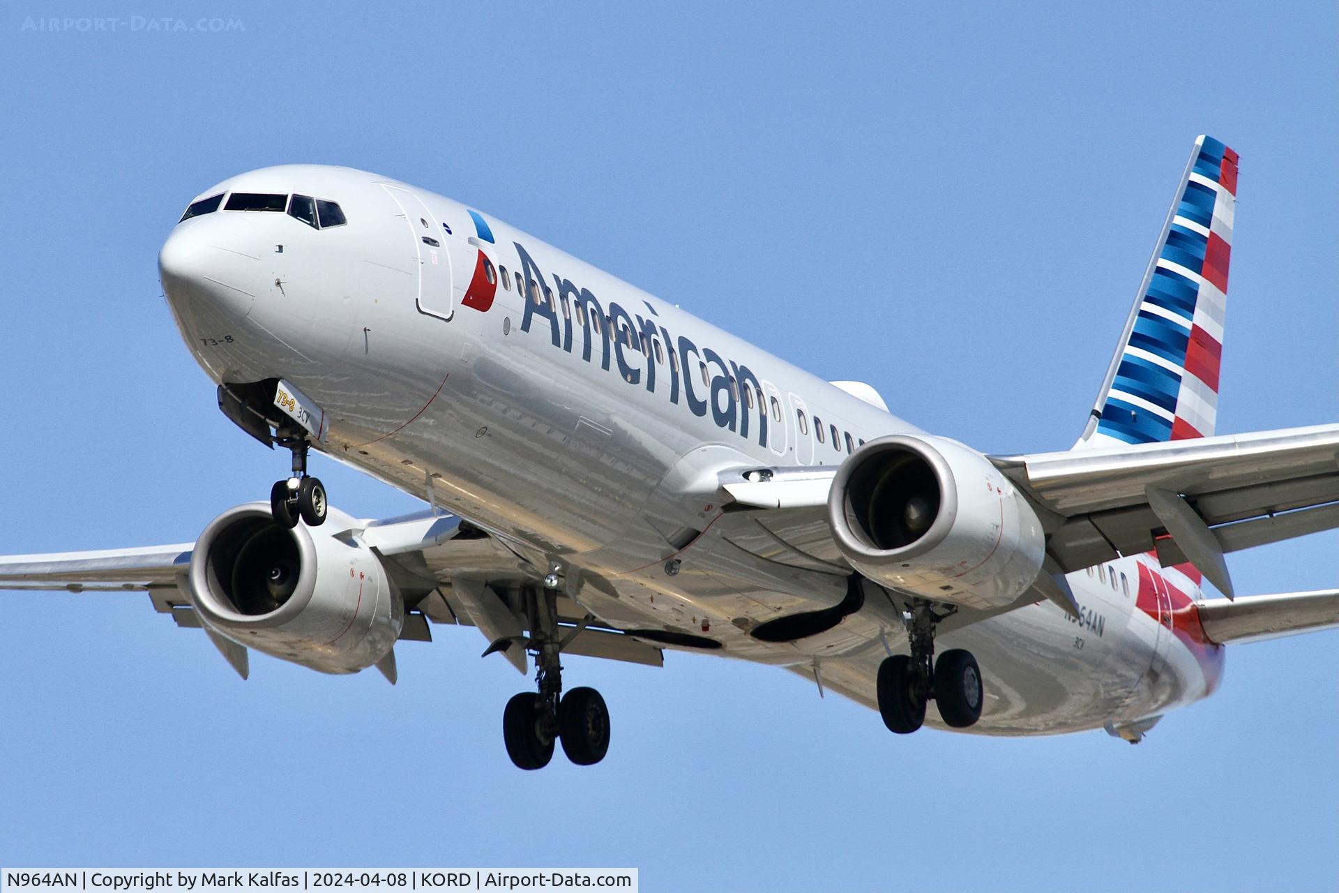 N964AN, 2001 Boeing 737-823 C/N 30093, B738 American Airlines American Boeing 737-823 N964AN AAL1805 DFW-ORD