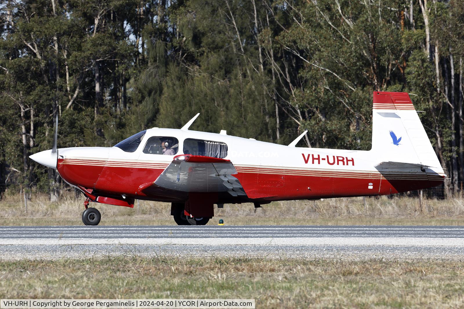 VH-URH, Mooney M20J 201 C/N 24-3007, Antique Aeroplane Association of Australia National Fly-in 2024.