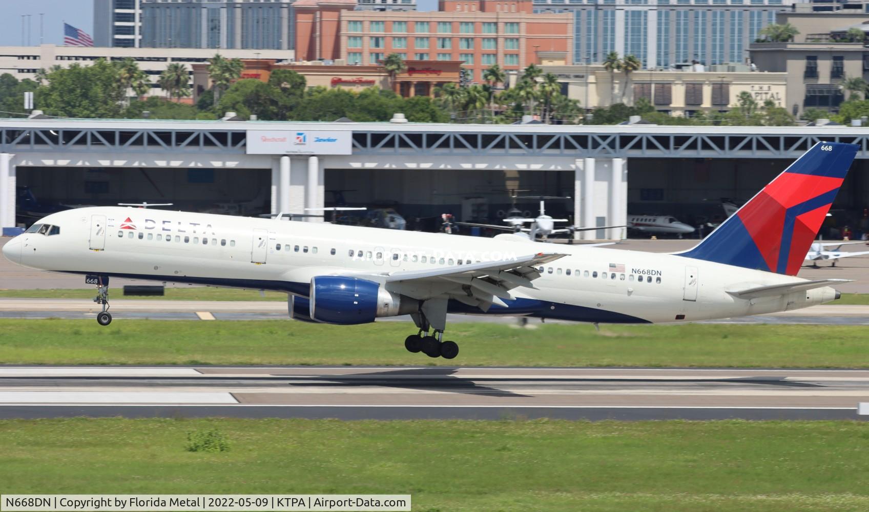 N668DN, 1991 Boeing 757-232 C/N 25141, DAL 752 zx ATL-TPA