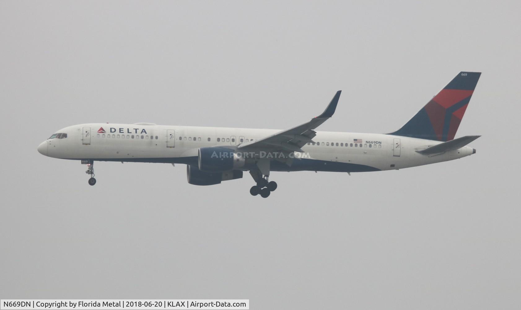 N669DN, 1991 Boeing 757-232 C/N 25142, DAL 752 zx MCO-LAX