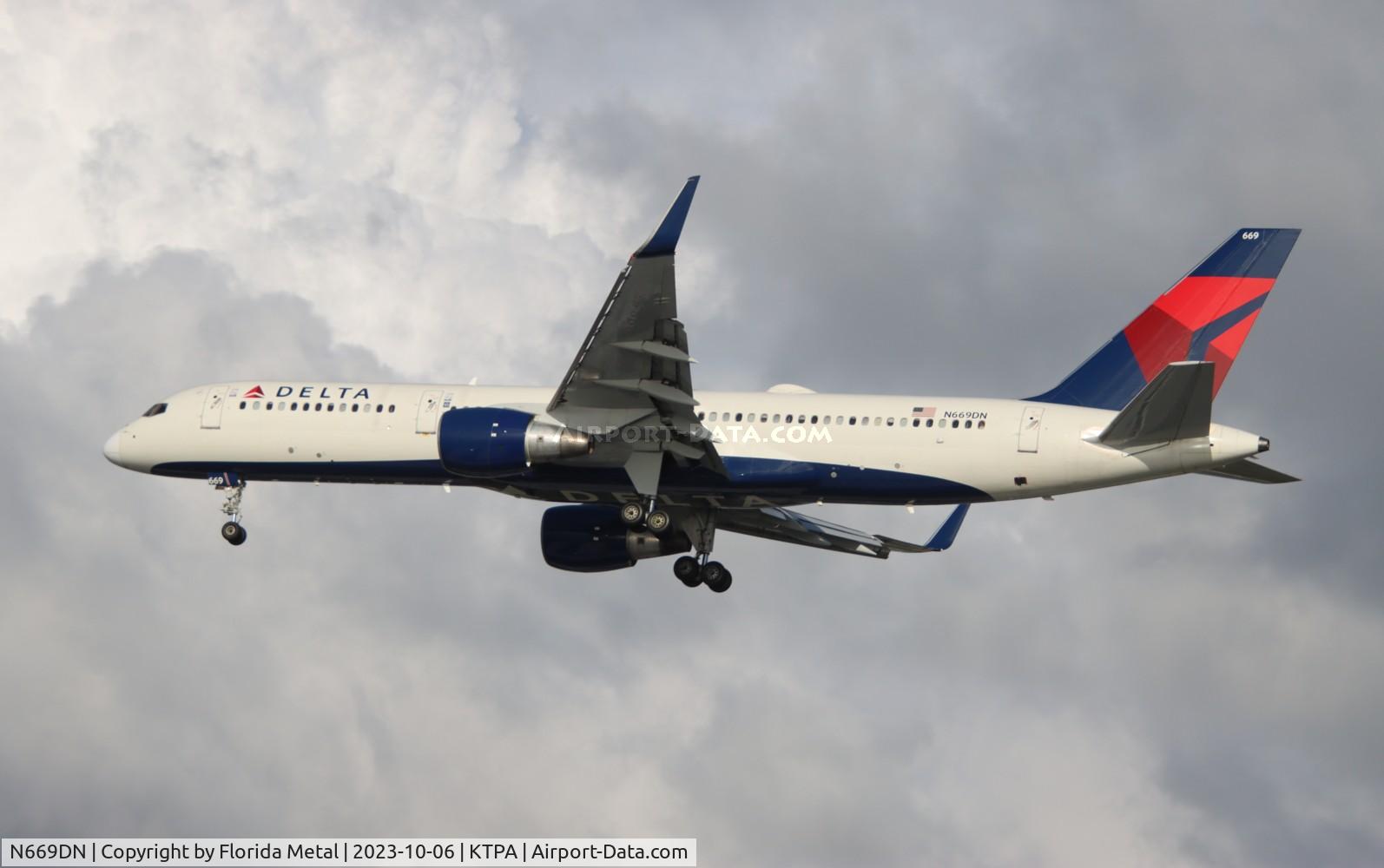 N669DN, 1991 Boeing 757-232 C/N 25142, DAL 752 zx ATL-TPA