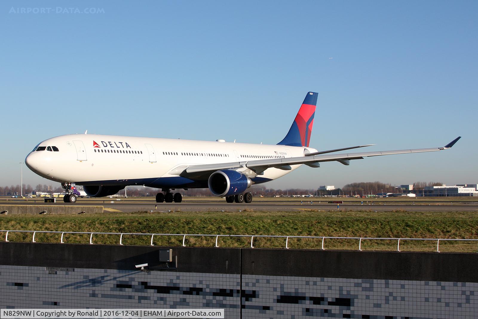 N829NW, 2016 Airbus A330-302 C/N 1721, at spl