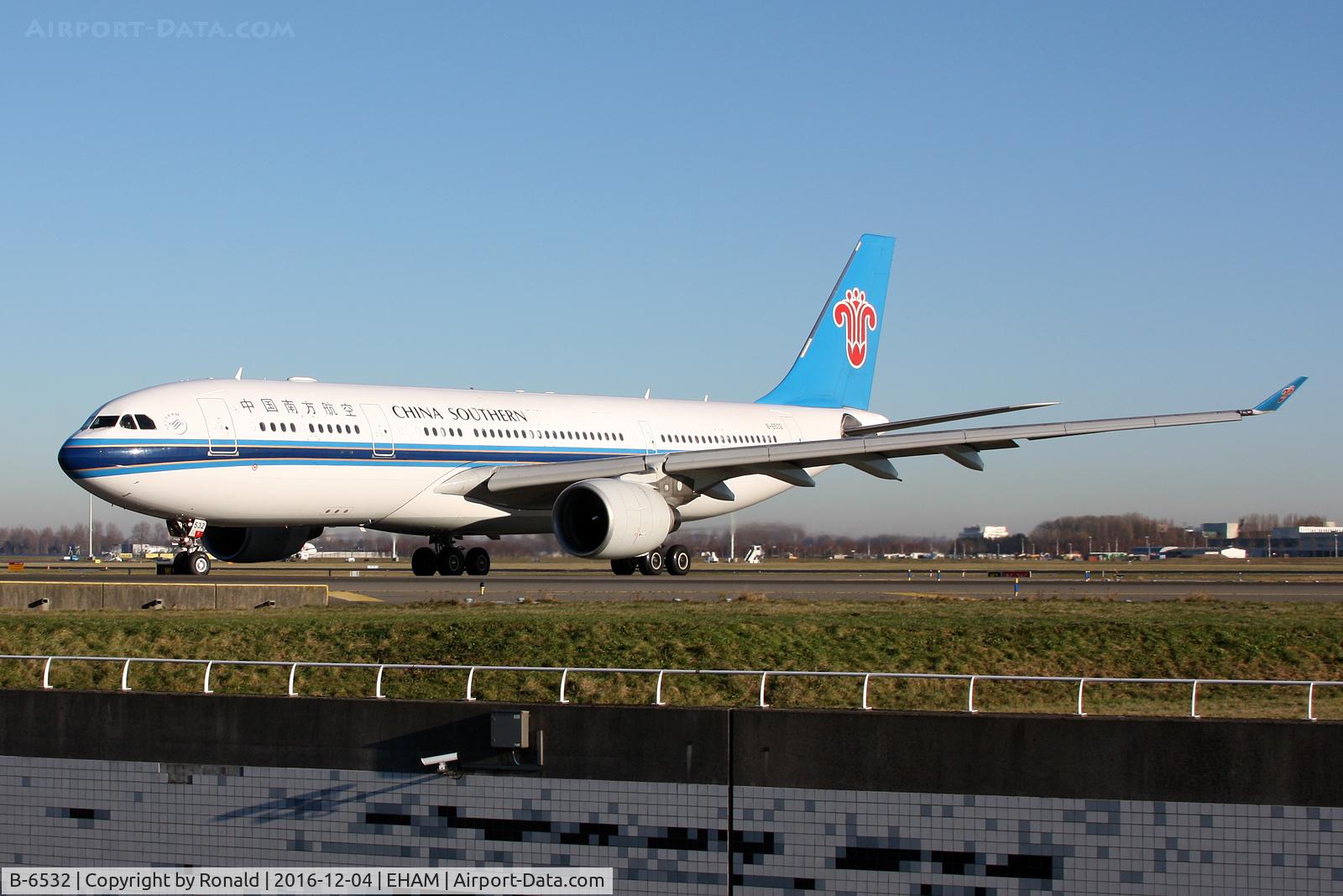 B-6532, 2011 Airbus A330-223 C/N 1244, at spl