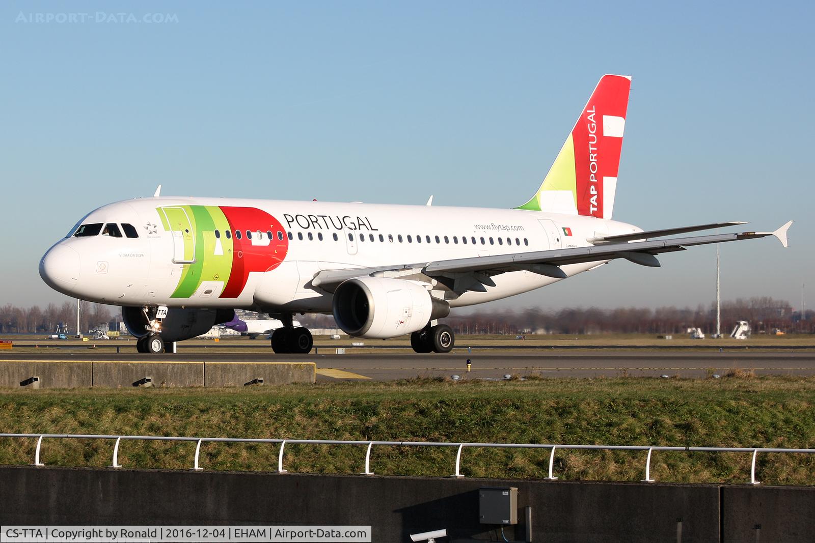 CS-TTA, 1997 Airbus A319-111 C/N 750, at spl