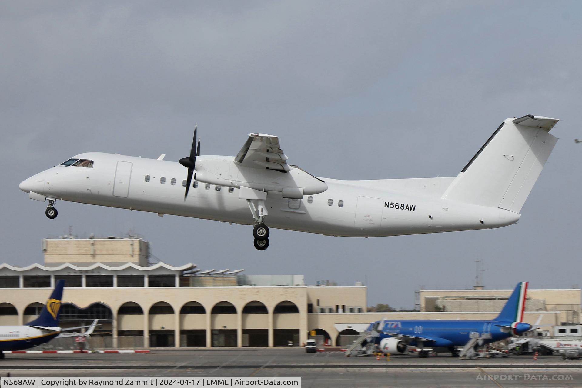 N568AW, 2001 Bombardier DHC-8-315 Dash 8 C/N 568, Bombardier DHC-8 N568AW United States Government